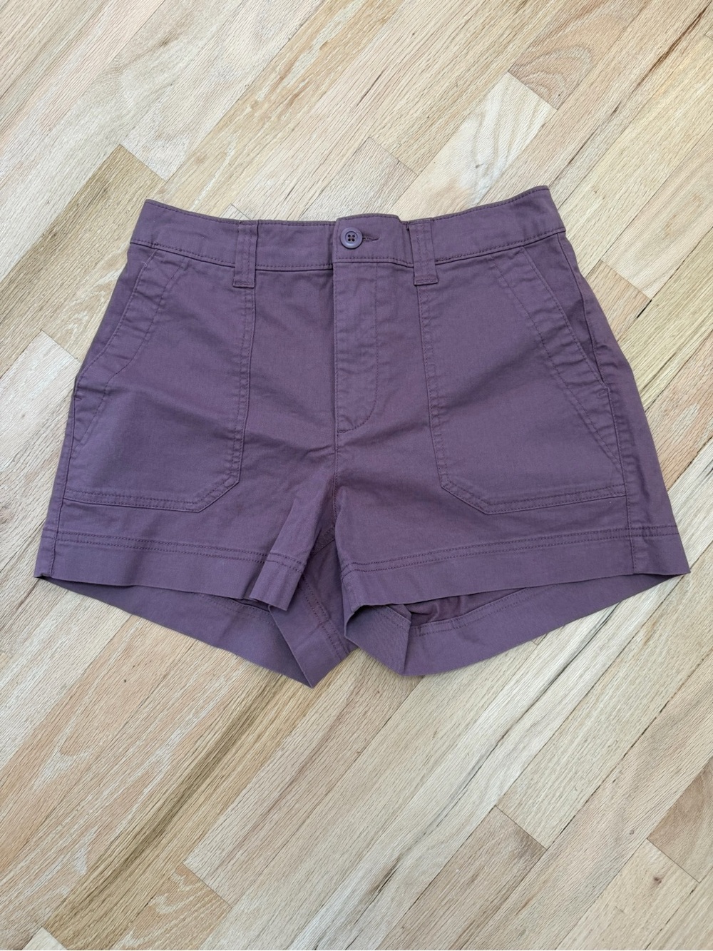 Old Navy Women's Plum Utility Shorts